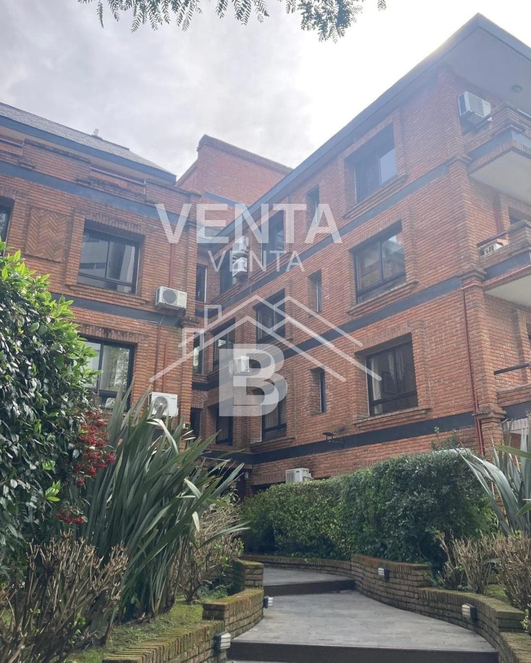 Apartamento En Venta Con Renta Punta Del Este Roosevelt Parada 4 ,1 Dormitorio Con Garaje